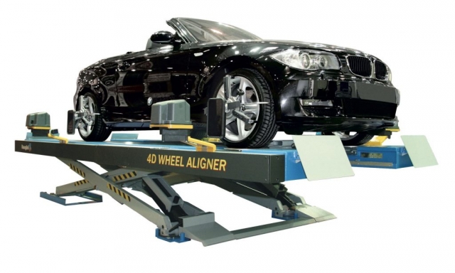 Ravaglioli 4D wheel aligner