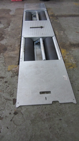 Brake-tester-with-cover-plates